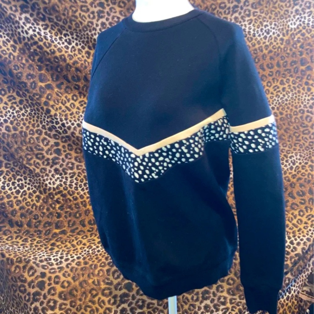 White Fox Active - image 1